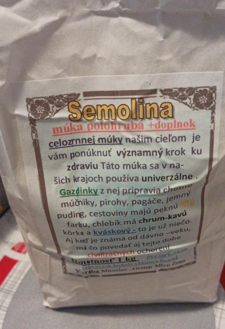 Fotografie - Semolina múka polohrubá