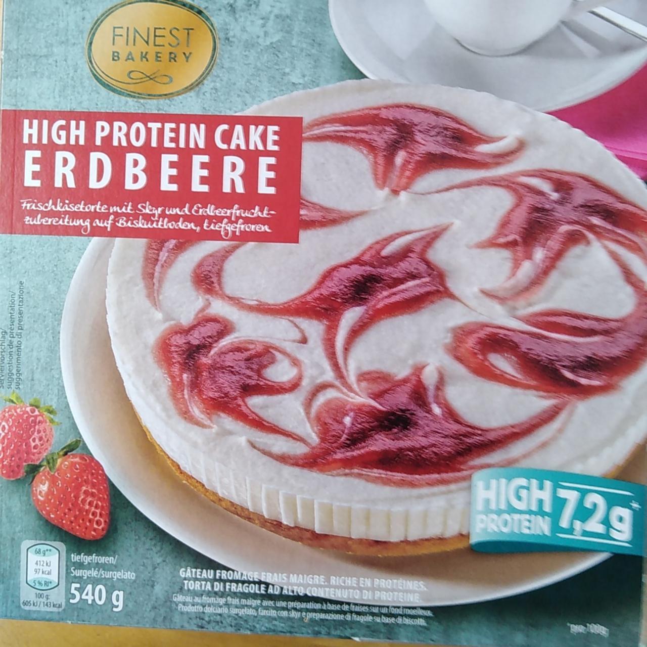 Fotografie - High protein cake erdbeere Finest Bakery