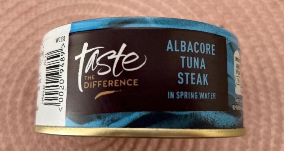 Fotografie - Albacore Tuna steak in spring water Taste the Difference