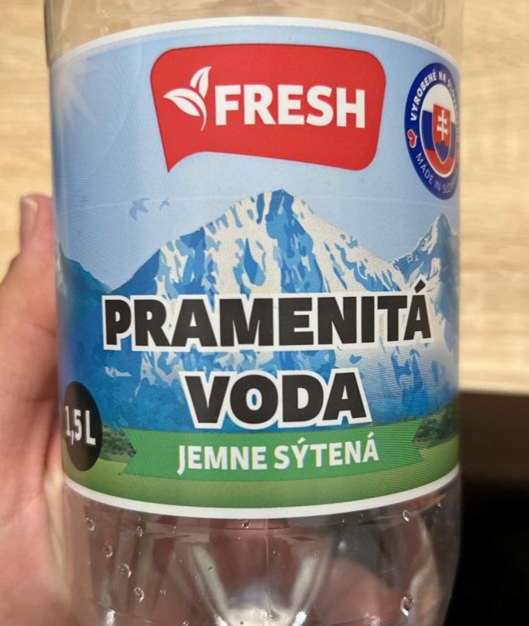 Fotografie - Pramenitá voda Jemne sýtená Fresh