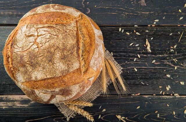Fotografie - chlieb domáci kváskový, pšenično ražný