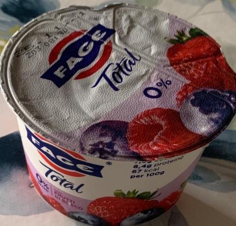 Fotografie - Total 0% grassi Frutti di Bosco yogurt greco Fage