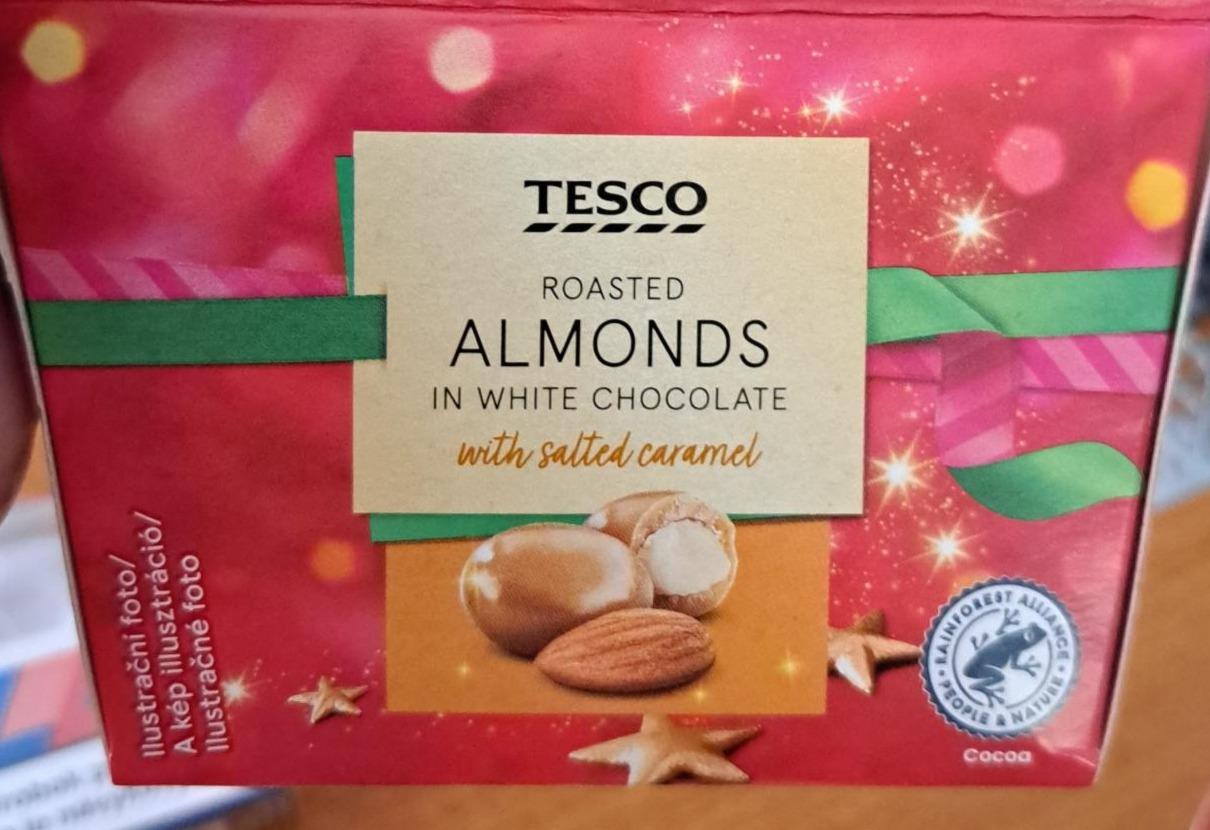 Fotografie - Roasted Almonds in white chocolate with salted caramel Tesco
