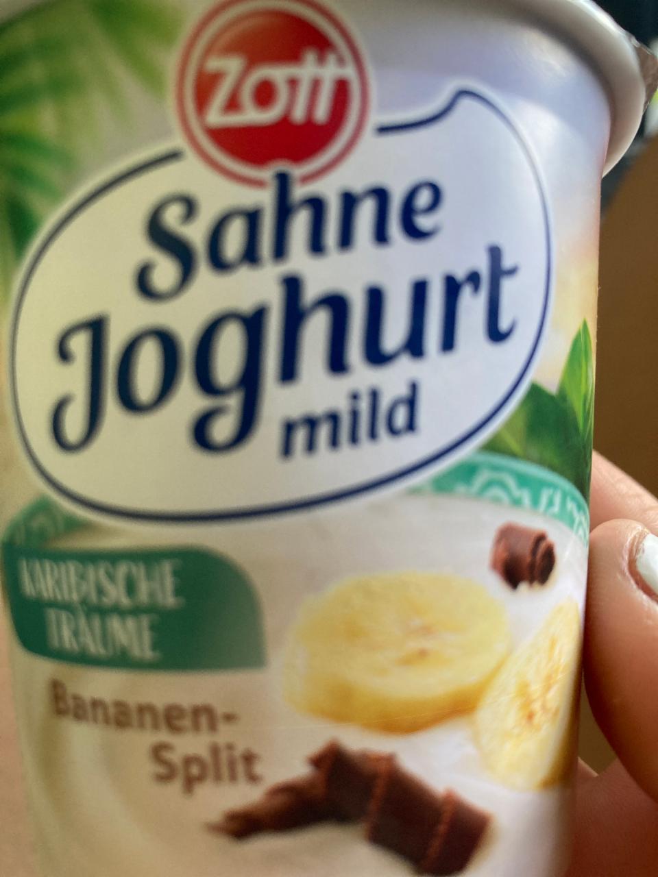 Fotografie - Sahne Joghurt mild Karibische Träume Bananen-Split Zott