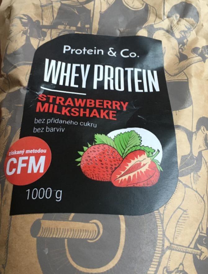 Fotografie - Whey Protein Strawberry milkshake Protein & Co.