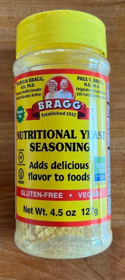 Fotografie - Lahůdkové droždí sušené Nutritional Yeast Bragg