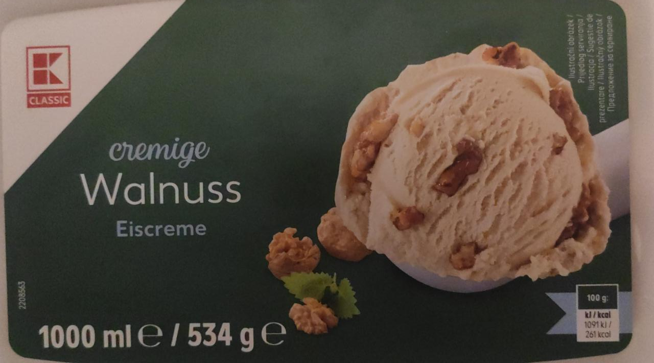 Fotografie - cremige Walnuss Eiscreme K-Classic