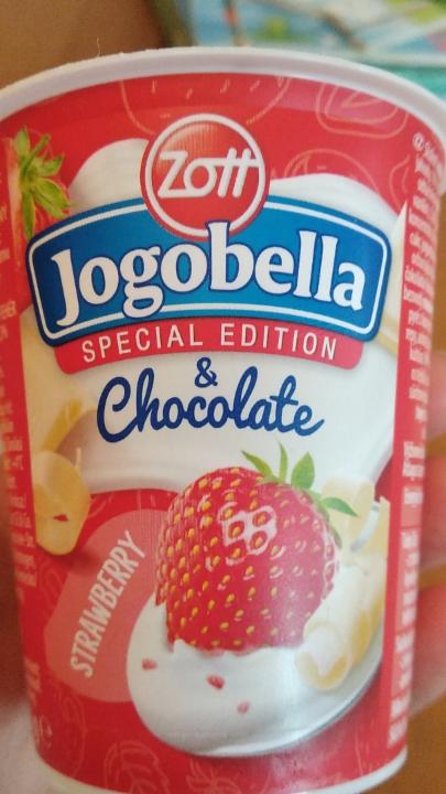 Fotografie - Jogobella Special Edition Strawberry & Chocolate Zott