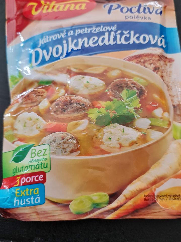 Fotografie - Poctivá dvojknedlíčková polévka s játrovými a petrželovými knedlíčky Vitana