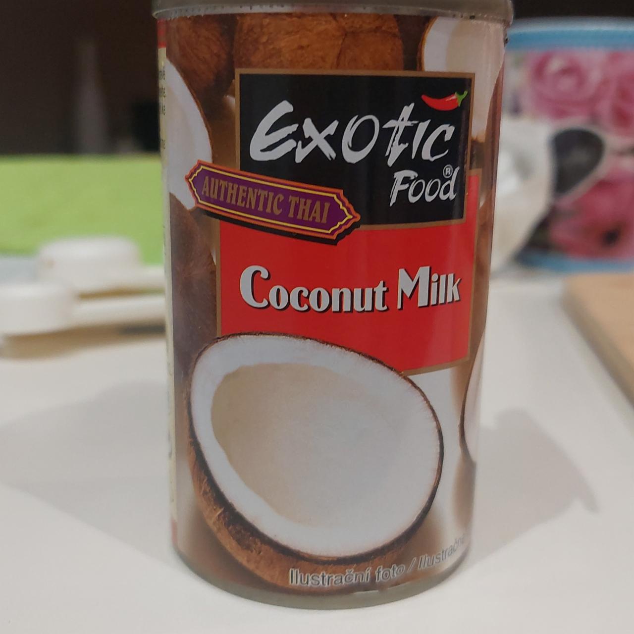 Fotografie - Coconut Milk Authentic Thai Exotic Food