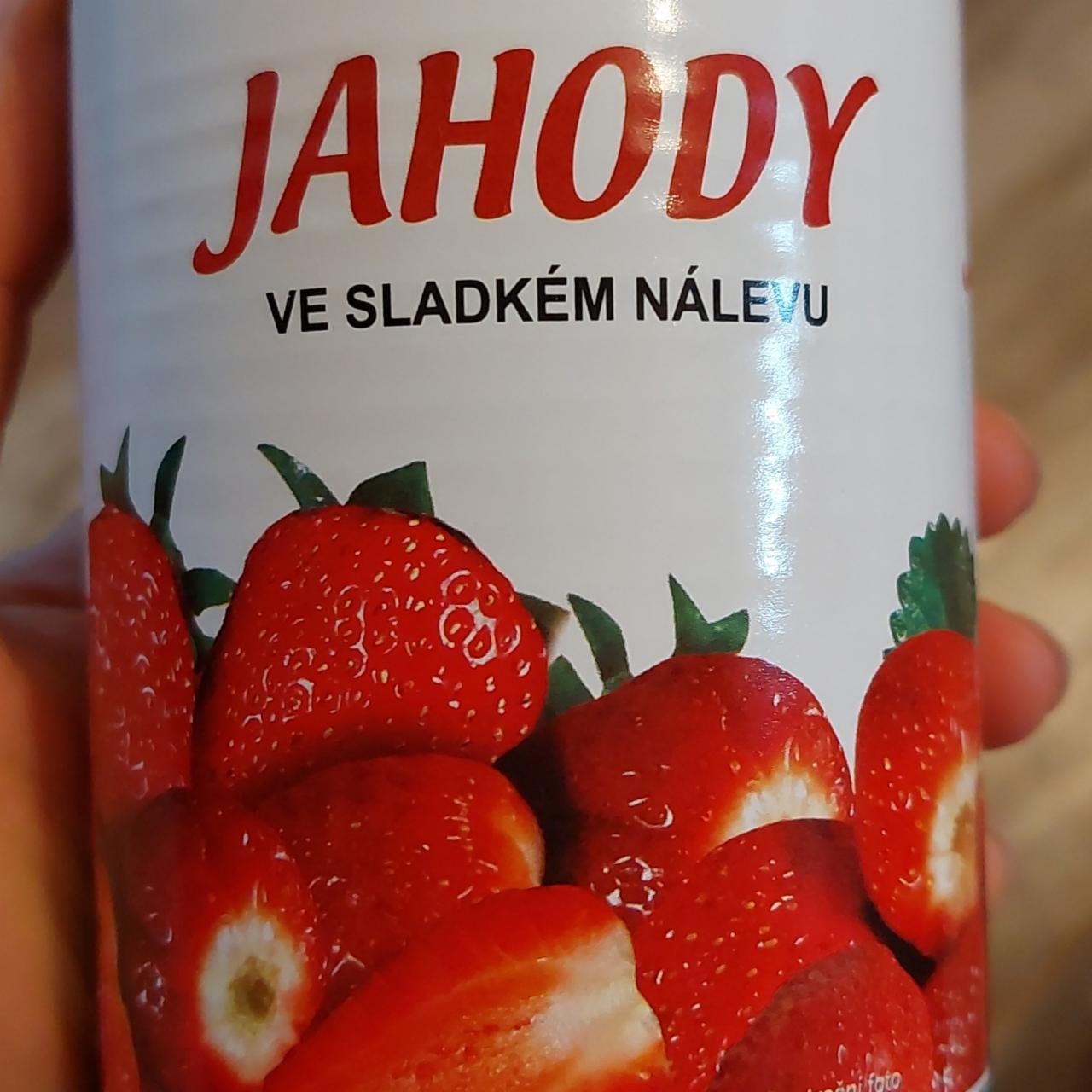 Fotografie - jahody ve sladkem nalevu