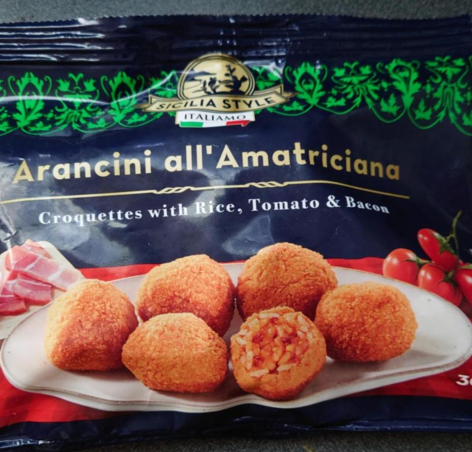 Fotografie - ARANCINI ALL' AMATRICIANA croquettes with rice, tomato & bacon ITALIAMO-SICILIA STYLE