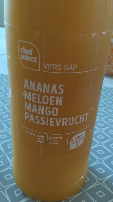 Fotografie - chef select ananas meloen mango passievrucht vers sap