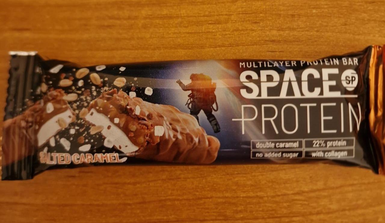 Fotografie - Multilayer Protein Bar Salted Caramel Space Protein