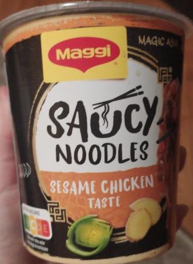 Fotografie - Maggi Magic Asia Saucy Noodles Sesame Chicken taste
