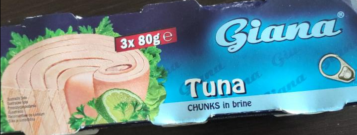 Fotografie - Tuna chunks in brine Giana