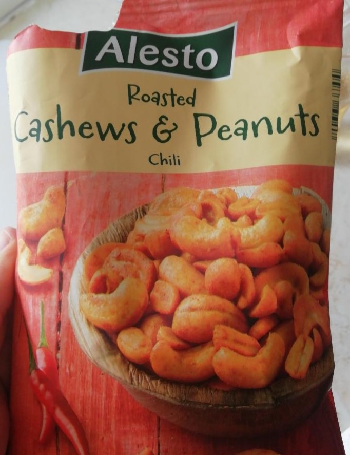 Fotografie - Roasted Cashews & Peanuts Chilli Alesto