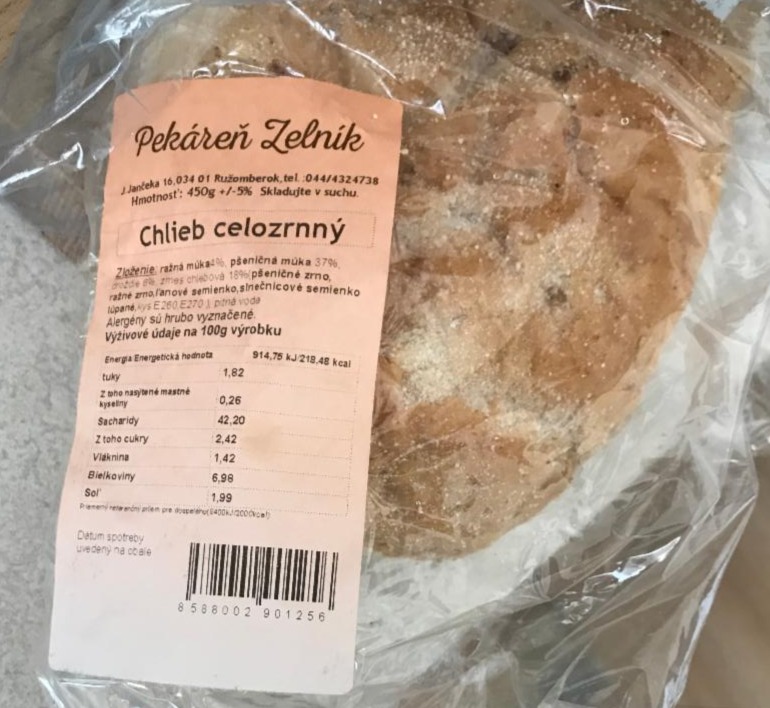 Fotografie - Chlieb celozrnný Pekáreň Zelník