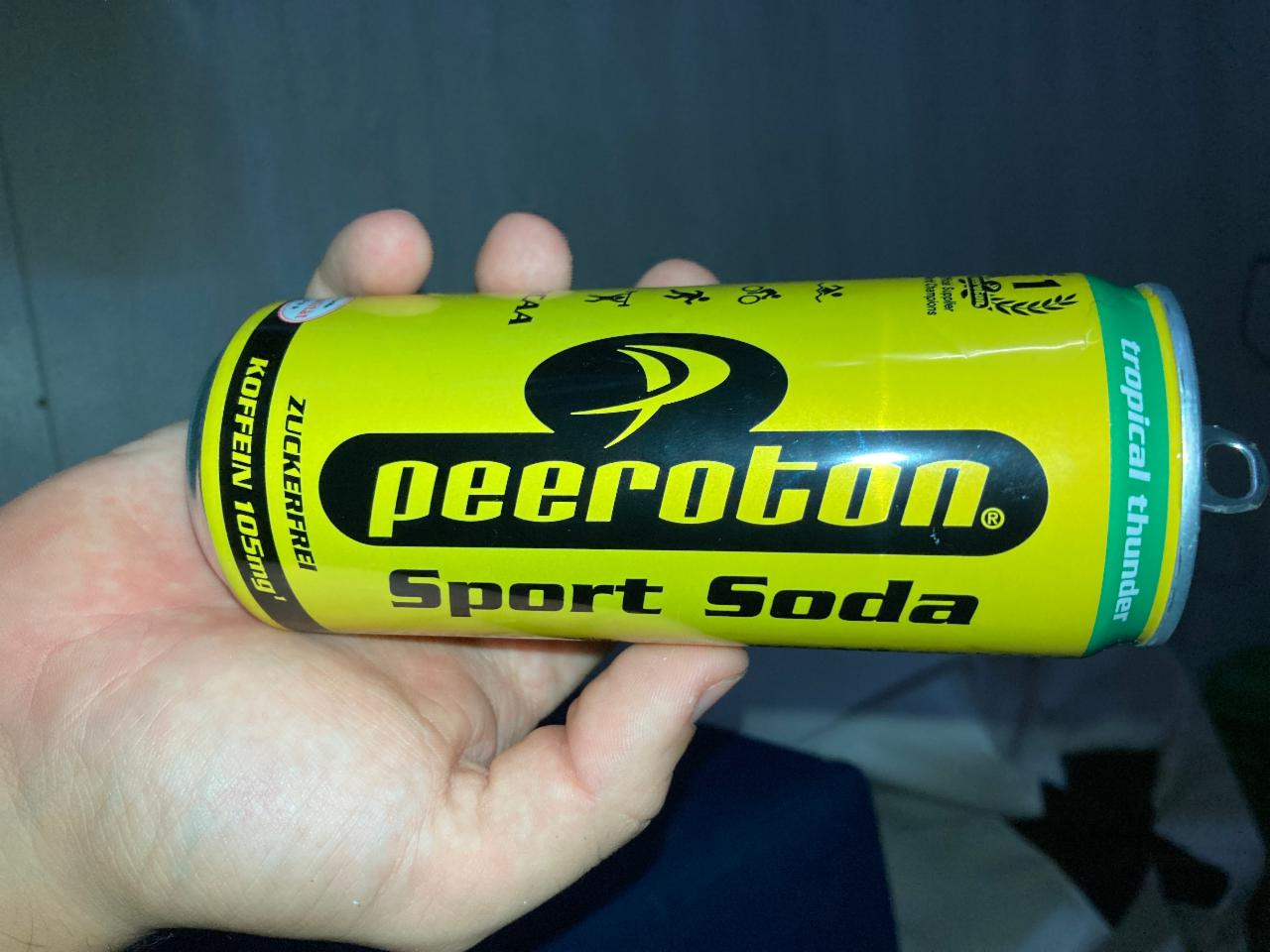 Fotografie - peeroton sport soda tropical thunder