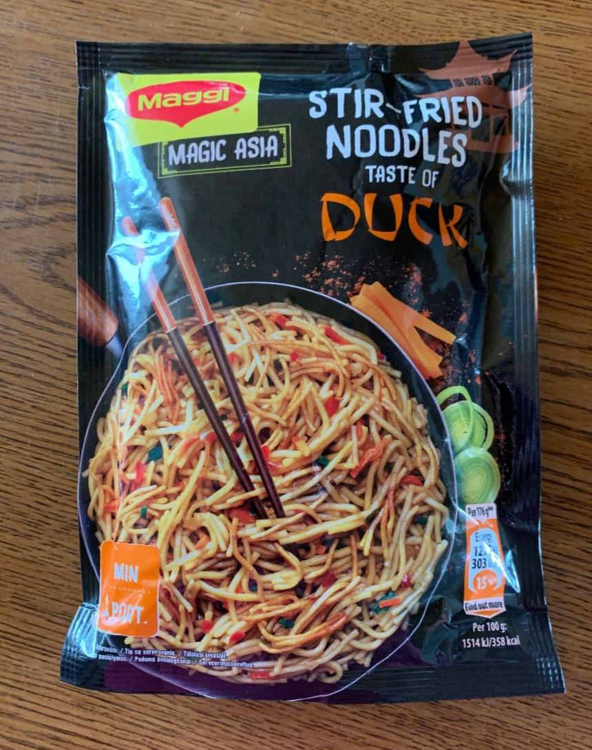 Fotografie - Stir-fried Noodles taste of duck Maggi