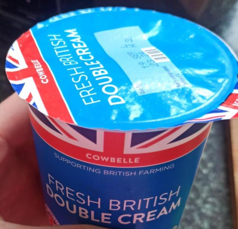 Fotografie - Fresh British Double Fresh Cream Cowbelle