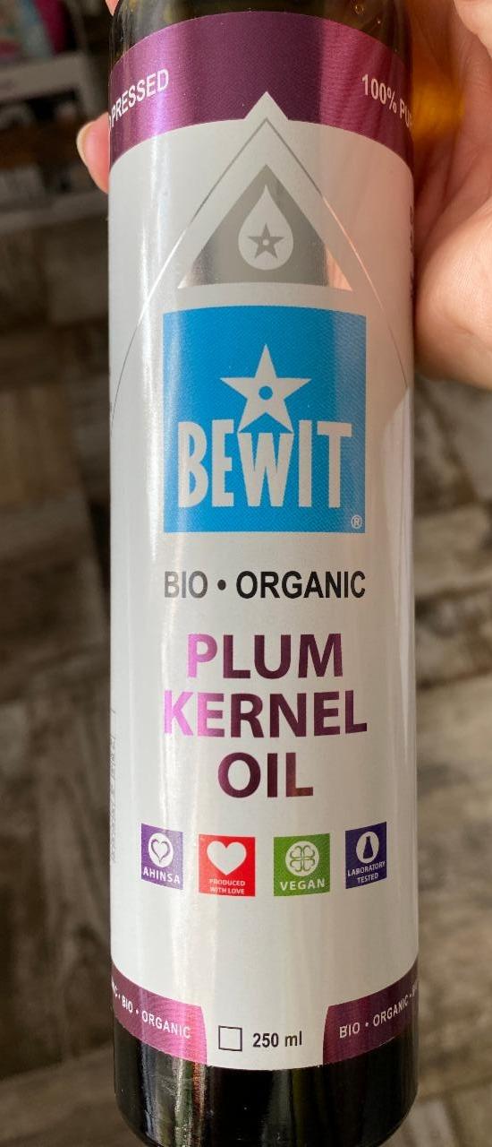 Fotografie - Plum Kernel Oil Bewit