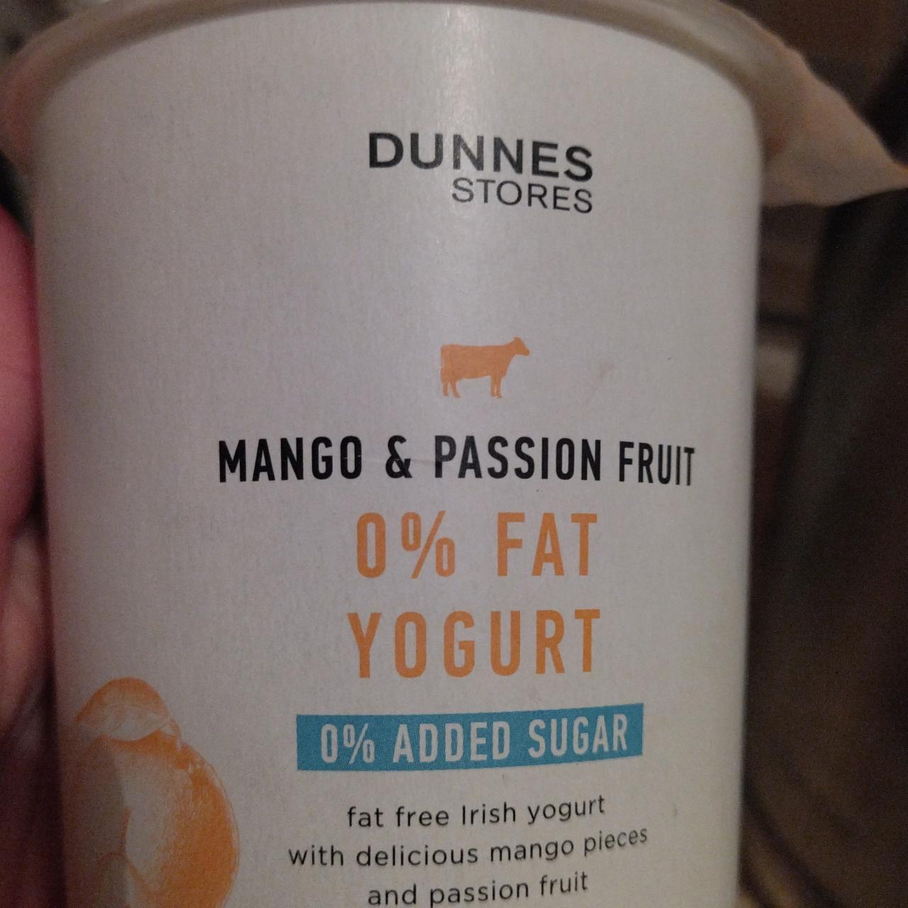 Fotografie - Mango & passion fruit 0% fat yogurt Dunnes Stores
