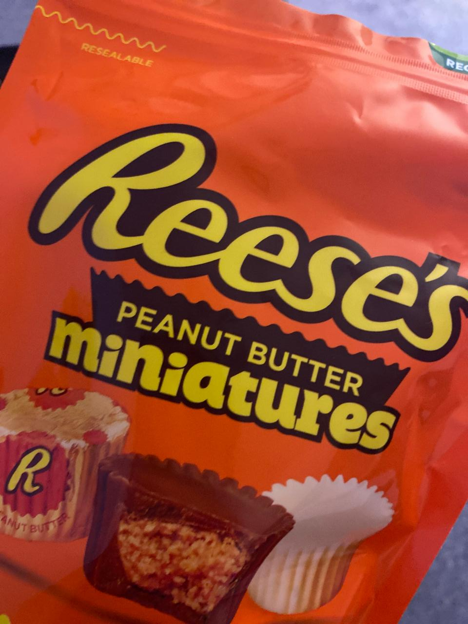 Fotografie - Peanut Butter miniatures Reese’s