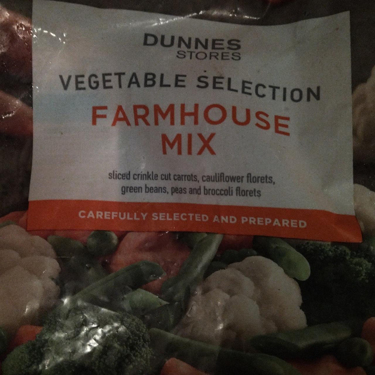 Fotografie - farmhouse mix vegetable selection Dunnes stores