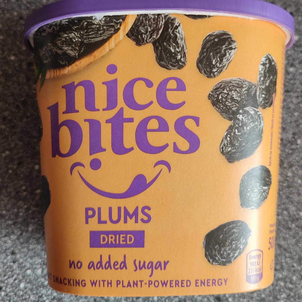 Fotografie - Plums Dried Nice Bites