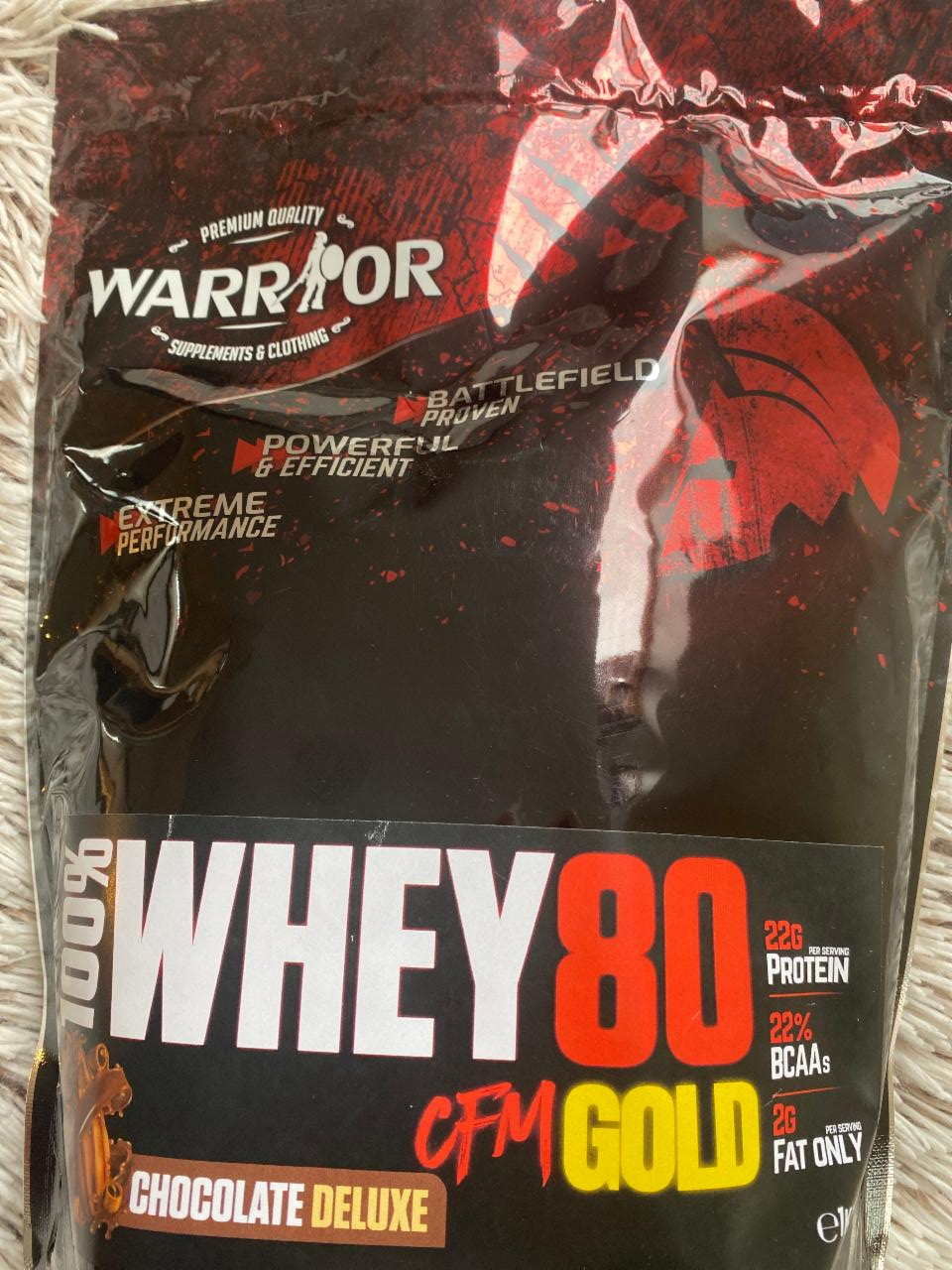 Fotografie - 100% Whey 80 CFM Gold Chocolate Deluxe Warrior