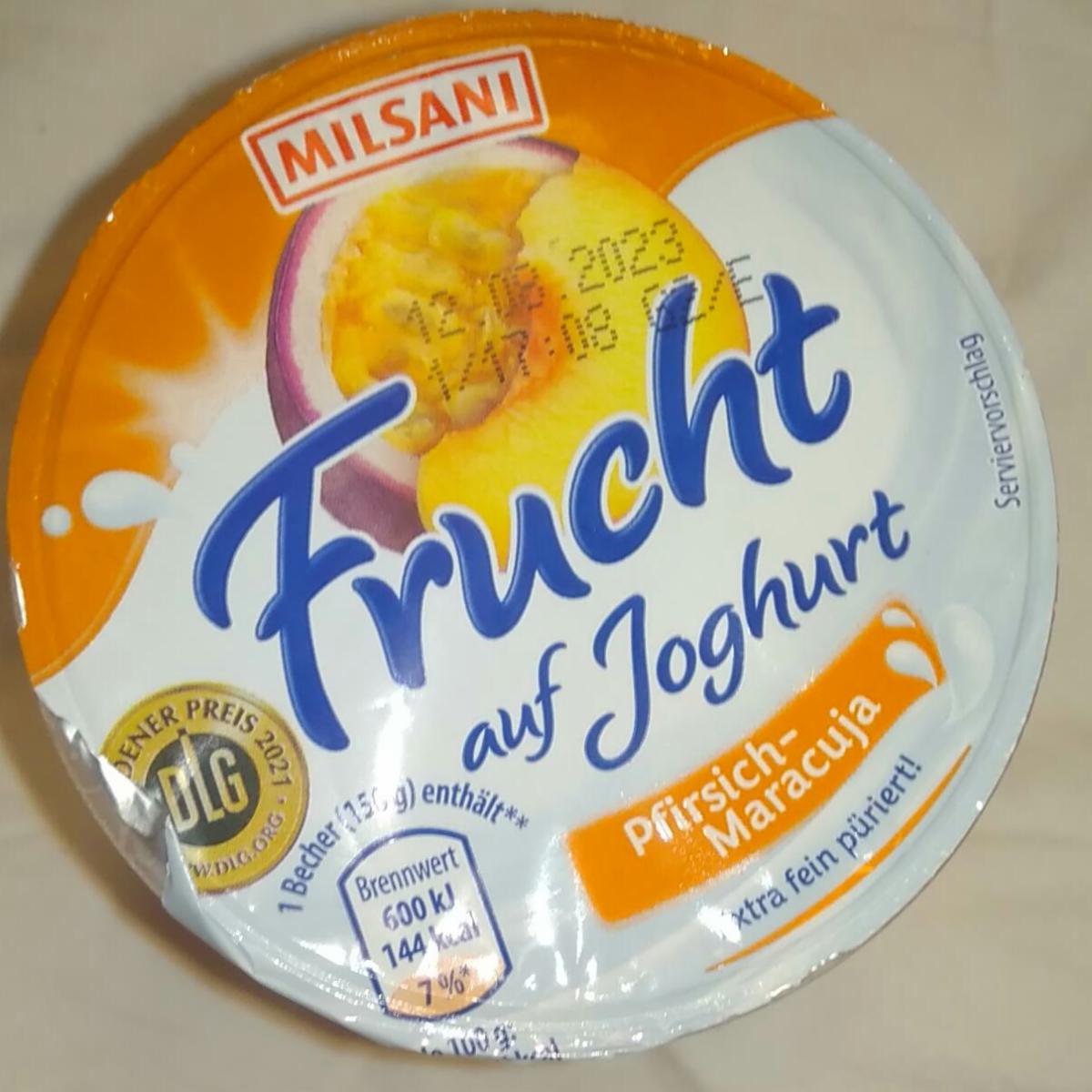 Fotografie - Frucht auf Joghurt Pfirsich-Maracuja Milsani