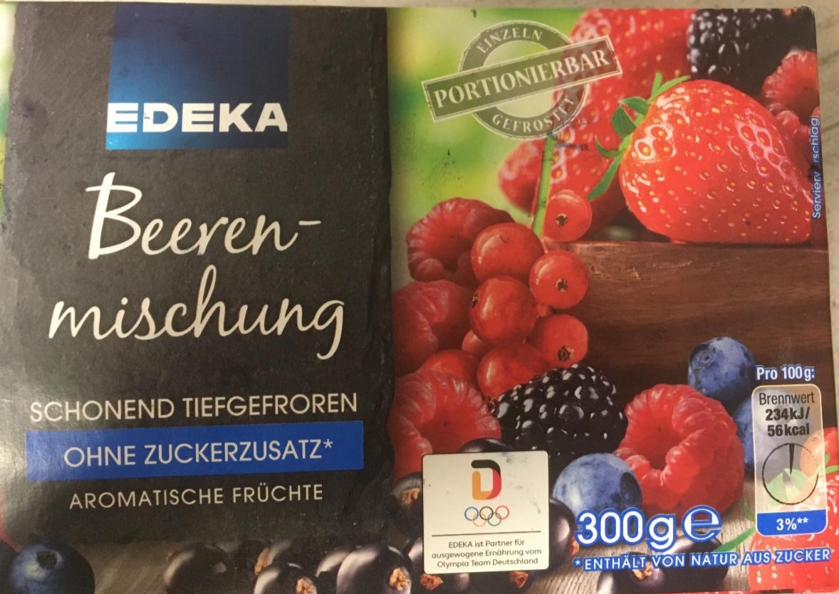 Fotografie - Beerenmischung Edeka