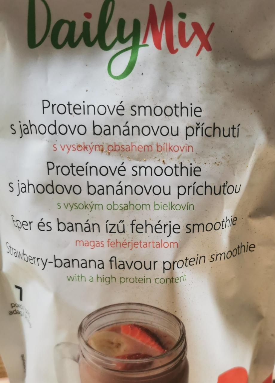 Fotografie - Proteínové smoothie s jahodovo bananovou príchuťou