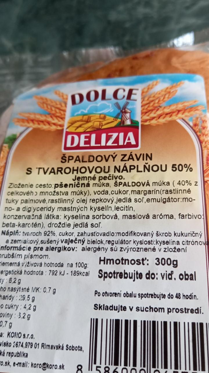 Fotografie - špaldový závin s tvarohovou náplňou 50%