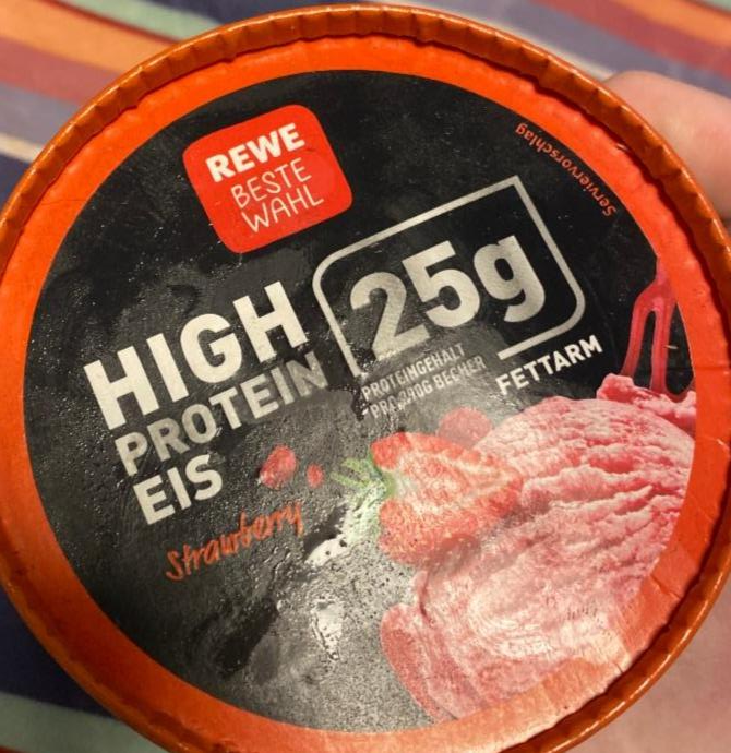 Fotografie - High protein Eis Strawberry Rewe