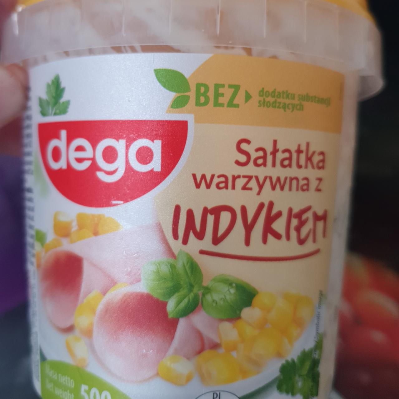 Fotografie - Salatka warzyvna z indykiem Dega