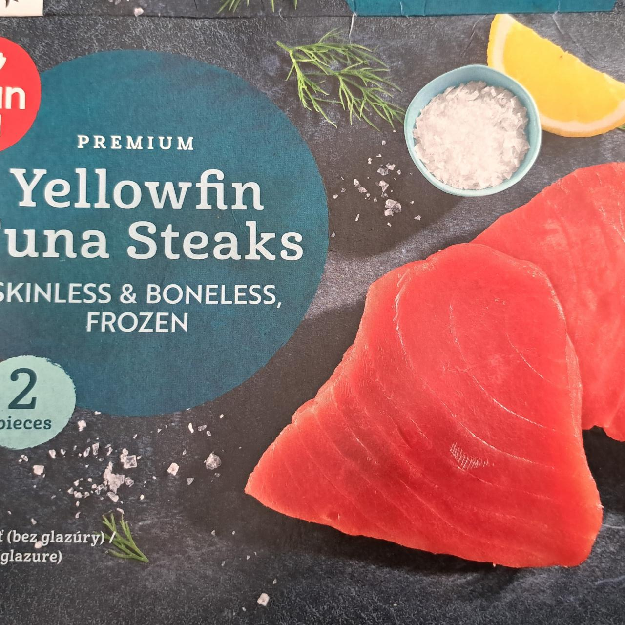 Fotografie - Premium Yelowfin Tuna Steaks Ocean sea