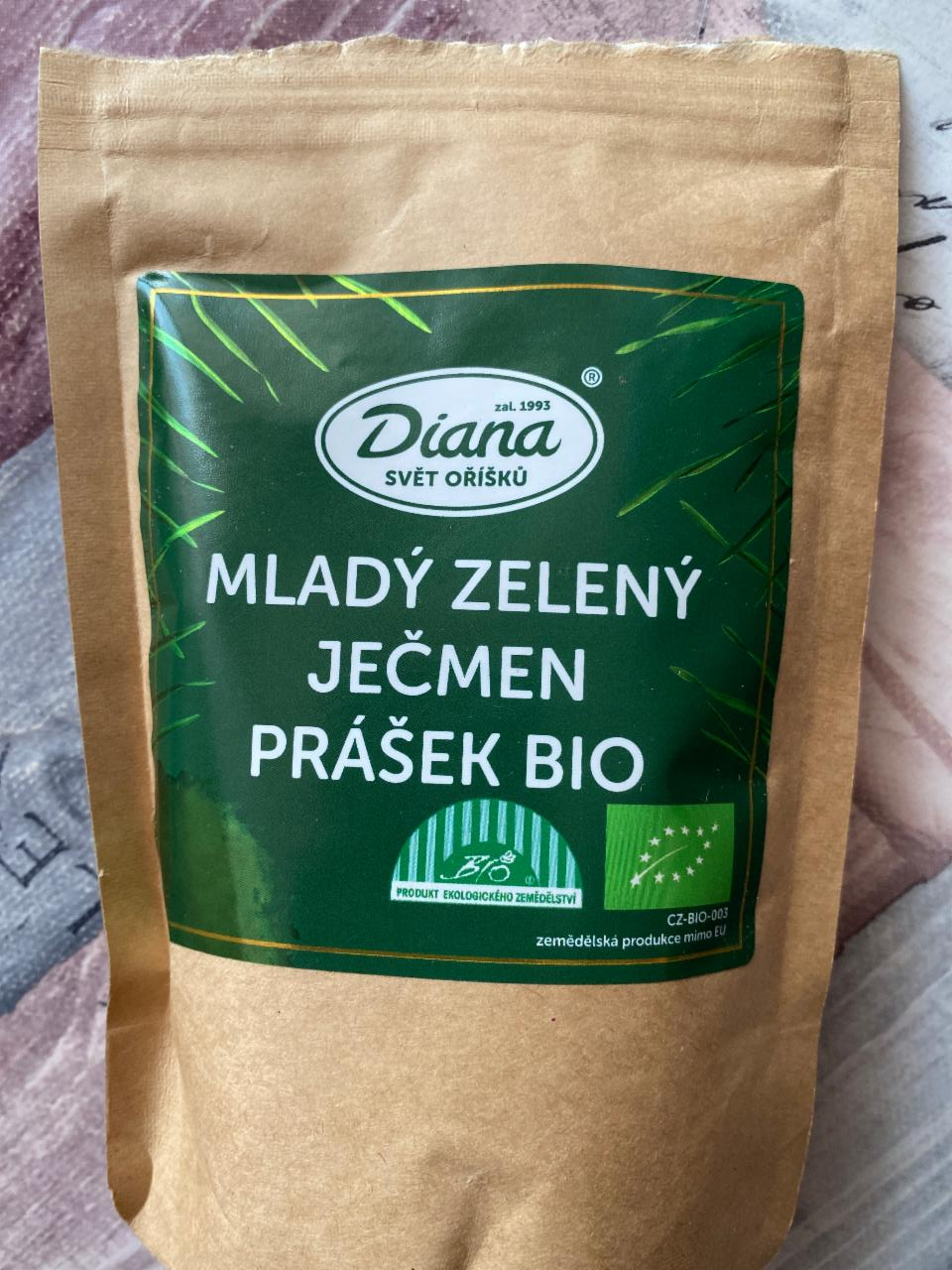 Fotografie - Mladý zelený jačmen Bio prášok