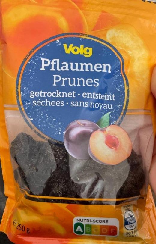 Fotografie - Pflaumen getrocknet entsteint