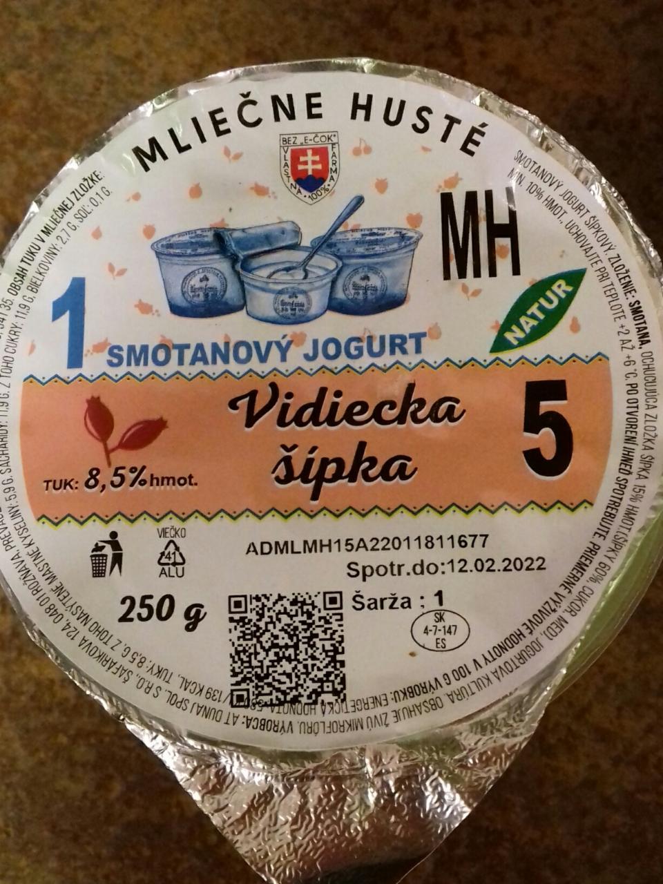 Fotografie - Smotanový jogurt Vidiecka šípka Farmfoods