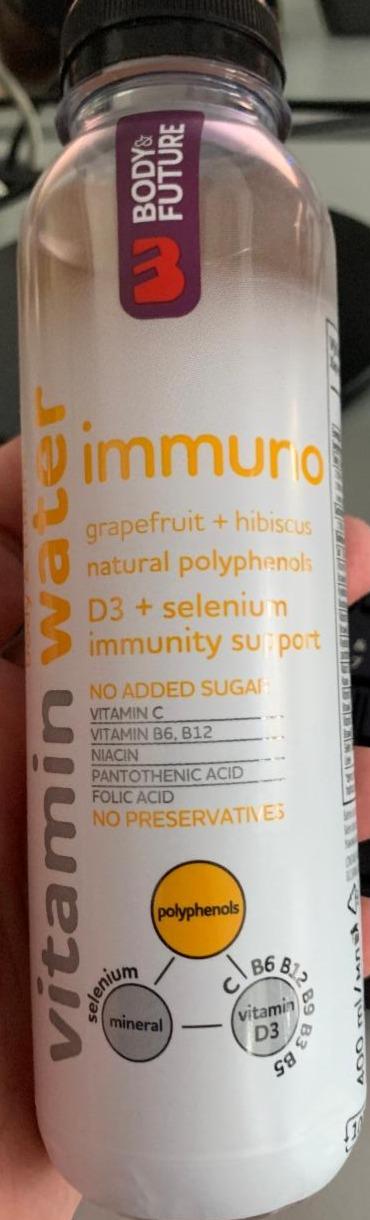 Fotografie - Vitamin Water Immuno grapefruit + hibiscus Body & Future
