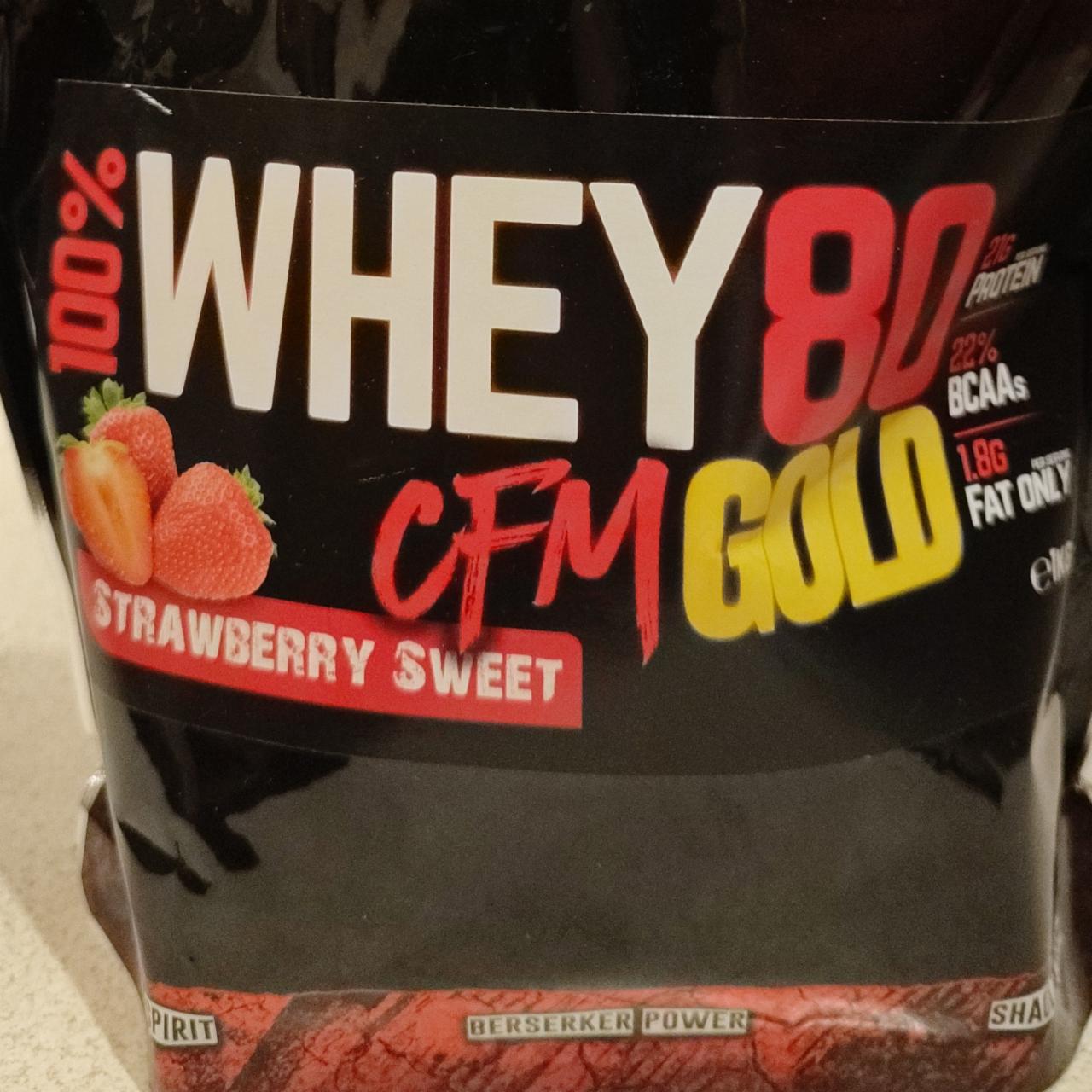 Fotografie - 100% Whey 80 CFM Gold Strawberry Sweet Warrior