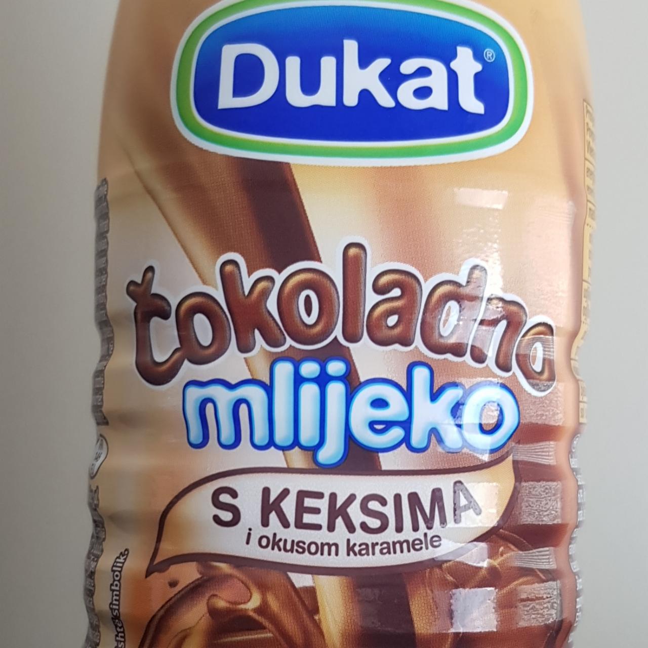 Fotografie - Čokoladno mlijeko s keksima i okusom karamele Dukat