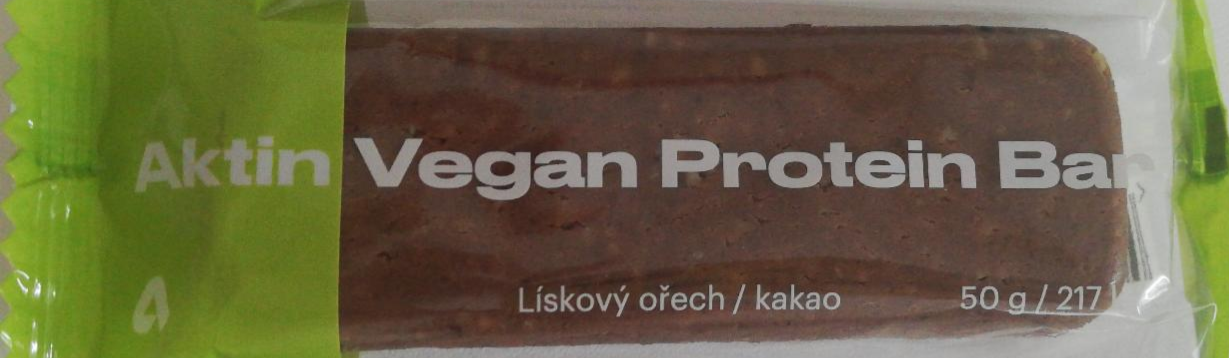 Fotografie - Aktin vegan protein bar liskovy orech a kakao