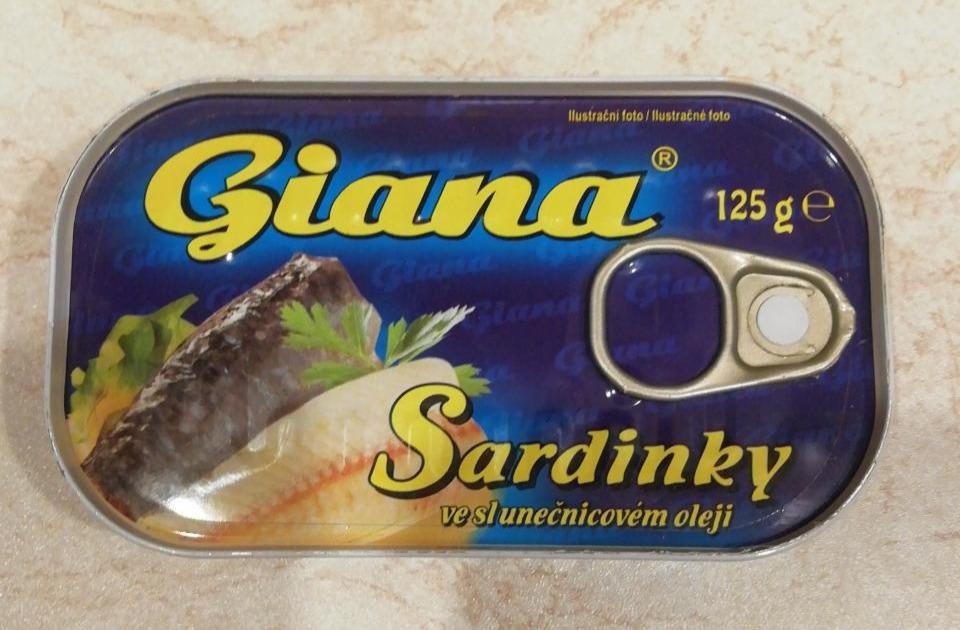 Fotografie - sardinky v slnečnicovom oleji Giana