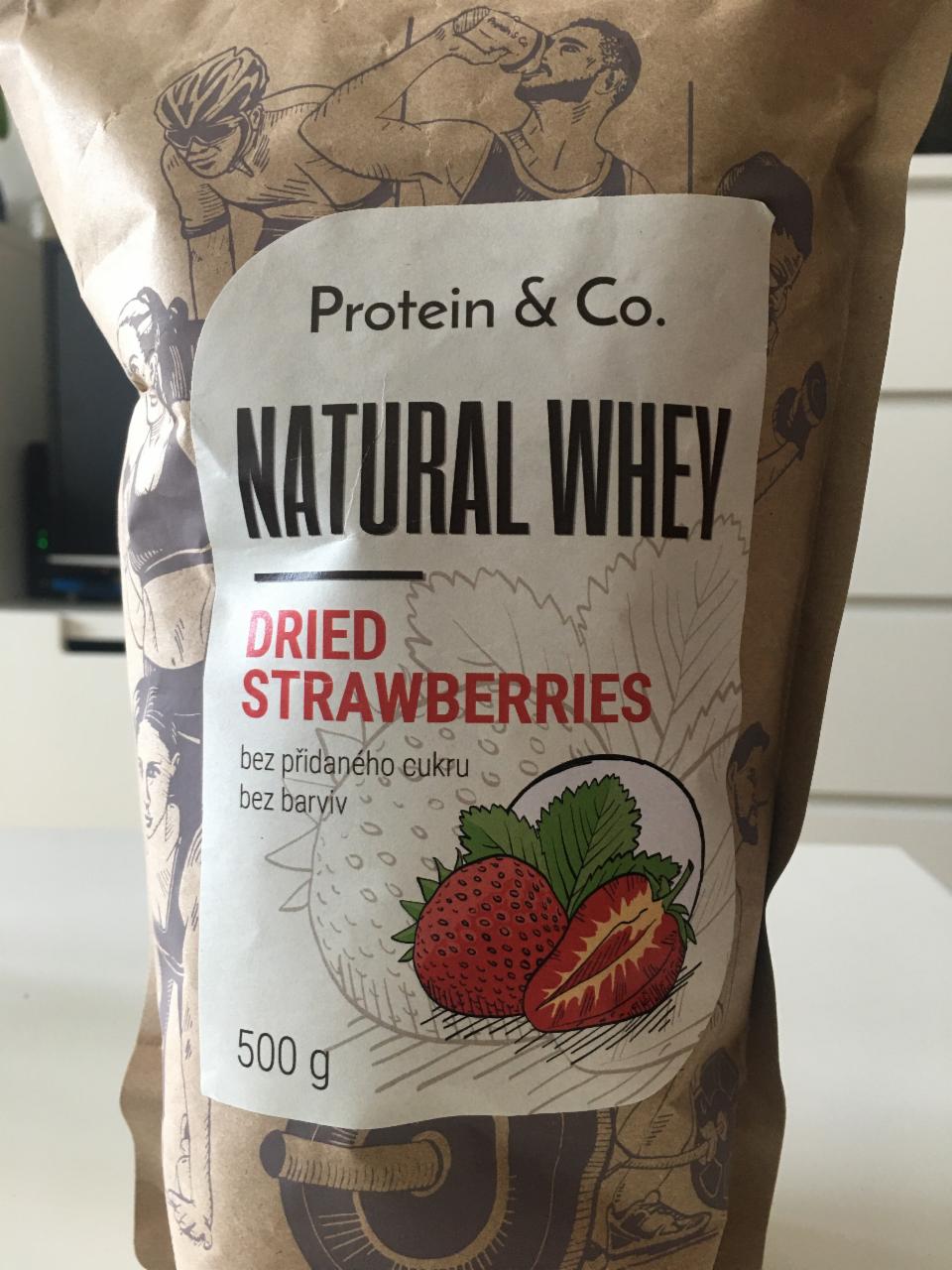 Fotografie - Natural Whey Dried Strawberries Protein & Co.