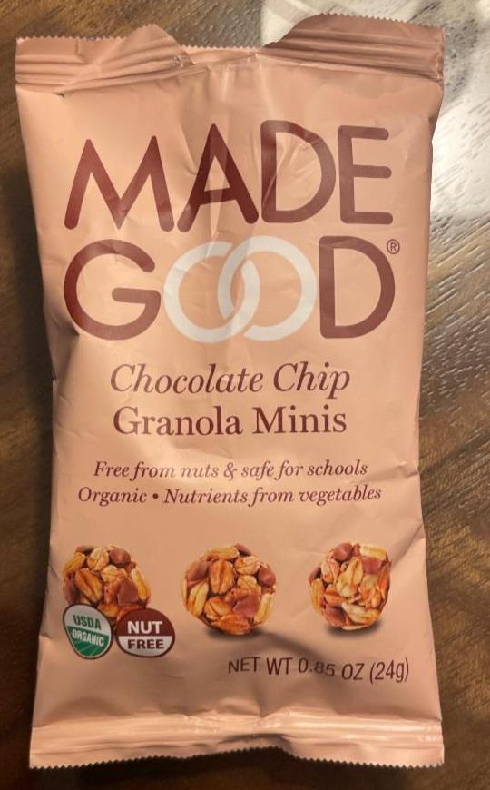 Fotografie - Chocolate chip Granola minis Made good