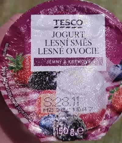 Fotografie - jogurt lesné ovocie Tesco