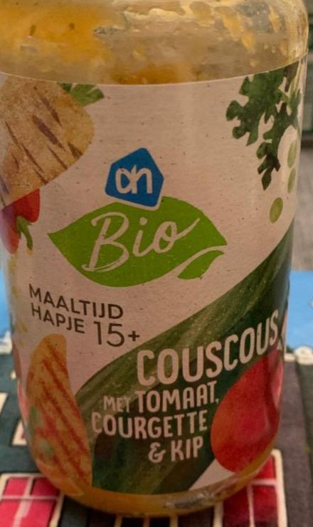 Fotografie - Couscous met tomaat courgegte & kip